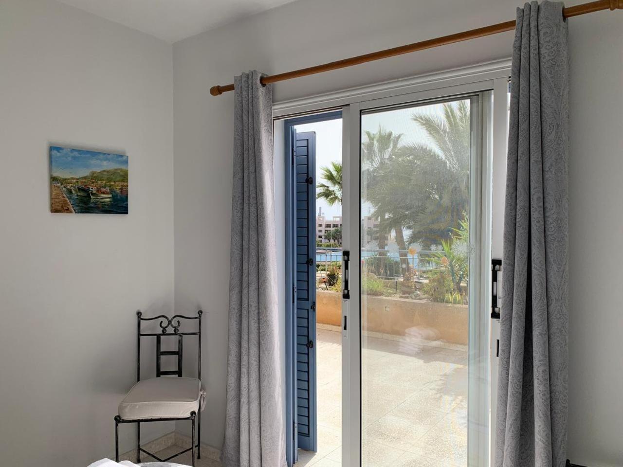 King'S Palace - Spacious 2 Bed, 2 Bath With Sea And Pool Views Paphos Kültér fotó