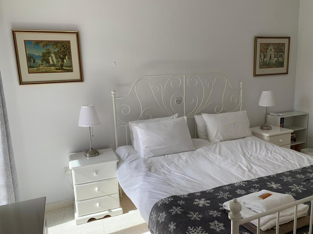 King'S Palace - Spacious 2 Bed, 2 Bath With Sea And Pool Views Paphos Kültér fotó